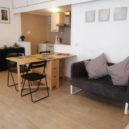 Appartamento Bright Open Space In The Mm1 Pasteur Area *