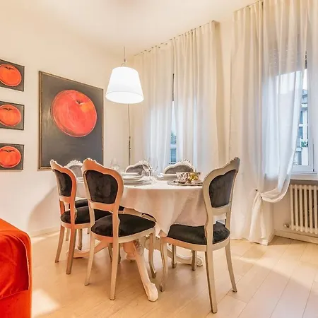 아파트 Fara- Train Station 5'-linate Airport 14' *