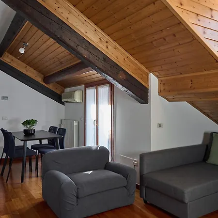 Luxury Penthouse Porta Romana * ميلان