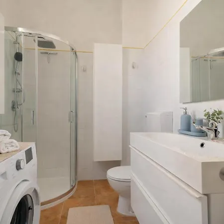 Appartement Ampio Bilo Luminoso - Stazione Loreto M1 M2 Milan