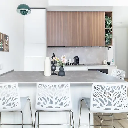 Modern And Elegant Milano