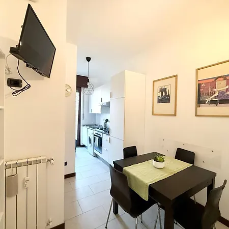 Apartamento Bocconi Park View Near Prada Milán