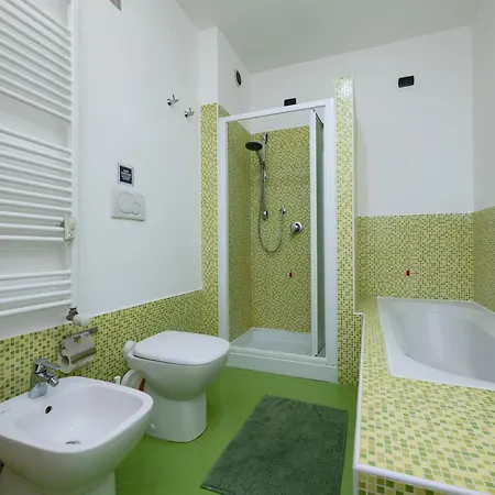 I Host - Russoli 7 * Milaan