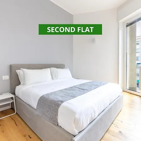 Duomo 8 Min Walk - 3 Indipendent Flats *