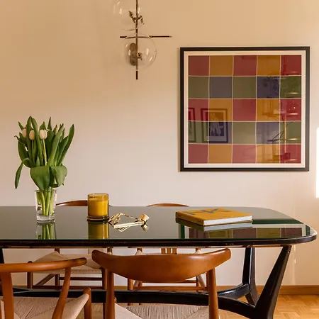 Cenacolo Vinciano, Undermyname Апартаменты *