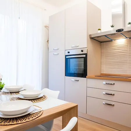 Ramazzini District - Elegant Flat X8 아파트 밀라노