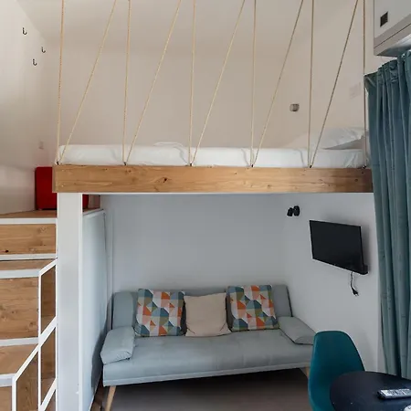 Lägenhet Guesthost - Comfy Studio-flat