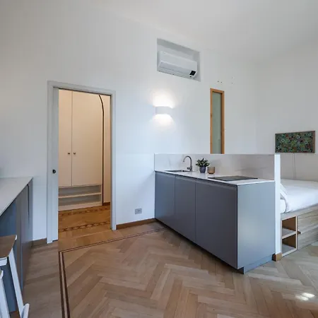 The Aura - Porta Romana Apartmán