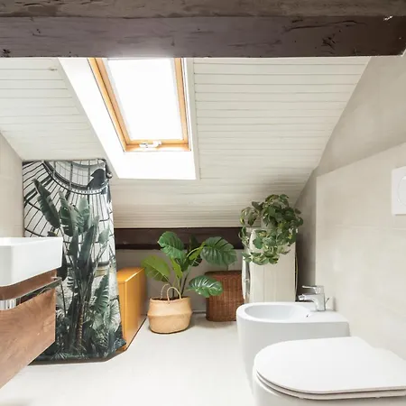 Design In Legno & Atmosfera Calda Bilocale 20m Dai Navigli Lejlighed Milano