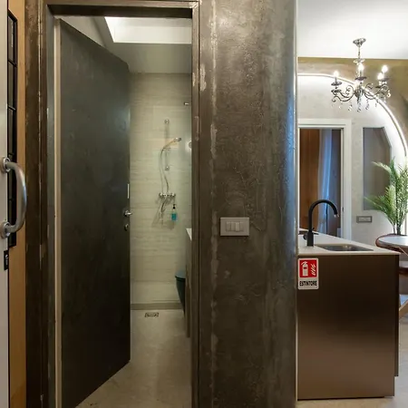 Bosco Royal By Station *