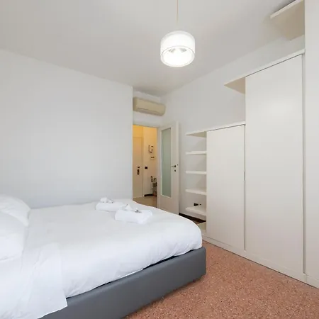 Homelovers Bright&white House Navigli District