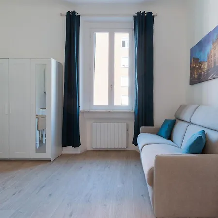 Guesthost - Comfy Ca' Granda Mm5