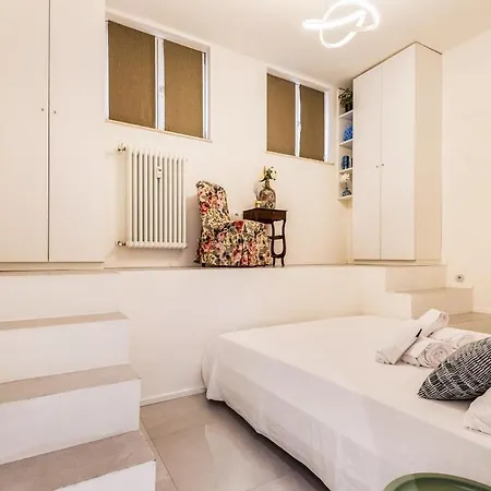 公寓 Modern Design 5 Minutes San Raffaele *