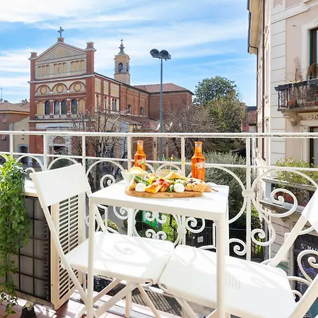 Appartamento Il Glicine - Vista Mozzafiato, Zona Isola, Vicino Metro M3 M5 E Stazione *