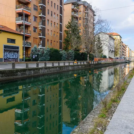 Sforza 57 - Romantic Escape With Jacuzzi דירה מילאנו