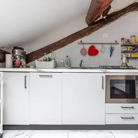 公寓 Elegante Mansarda Tra Navigli E Via Tortona 米兰