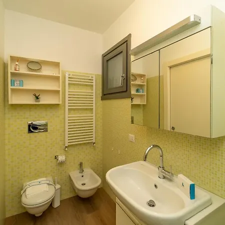 Appartamento Comfort And Space In The Center With Wifi And Ac *