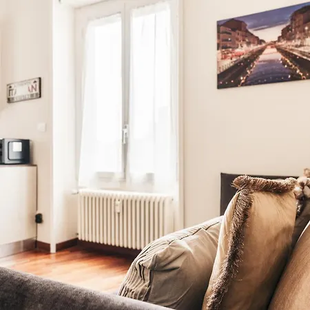 Murat - Isola District & M5 Marche Milan