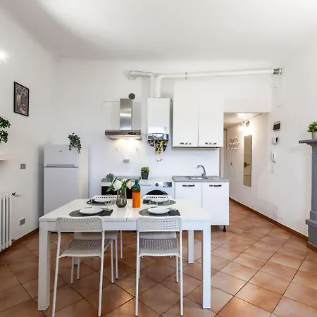 Stayeasy Ripa27 - 4 Pax With Navigli View Milan