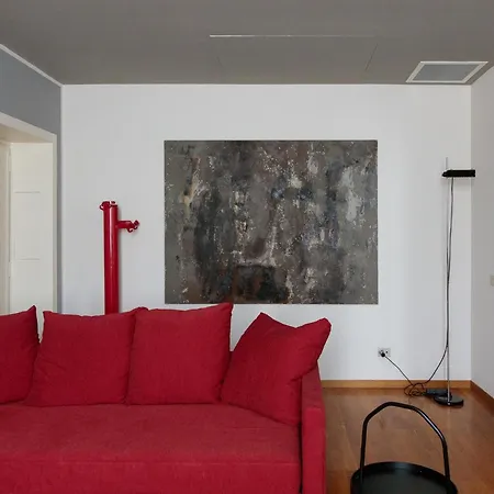 Designer In Center * Milano