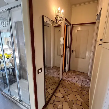 Apartment Via Melzo Retro Il Cuore Di Porta Venezia *