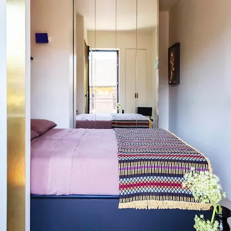 Stylish And Super Apt, Apartman Milánó