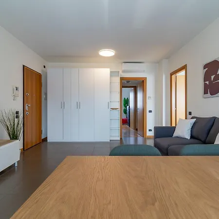 Parkview House B