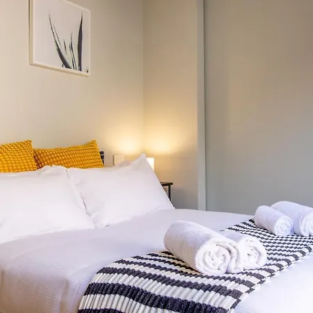 Private Parking In Chinatown - Bright Pearl Apartmán *