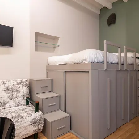 Lägenhet Porta Venezia - Nuovo Monolocale Di Design *