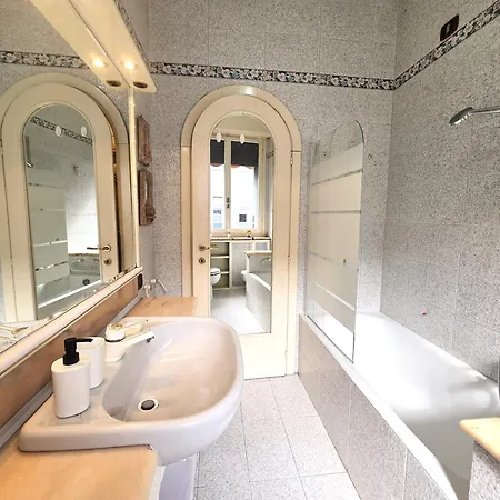 Yr - Nolo Apartmán Milán