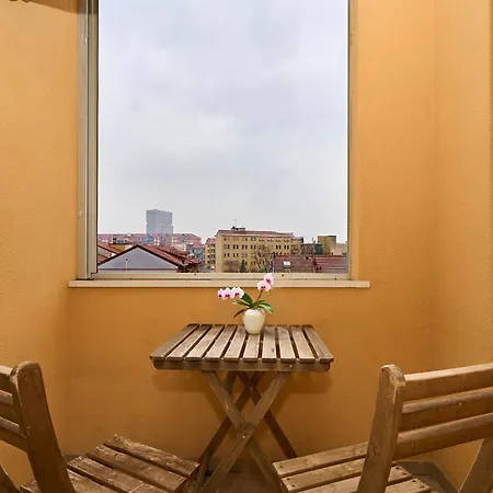 3 Flat, 15 Minutes From Navigli-humanitas *