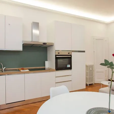 Stayeasy Monti29 - Cadorna&castello Sforzesco Milano