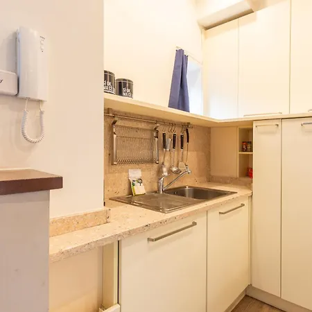 Stylish Apartment-Near Corso Como-Metro Garibaldi * Milano