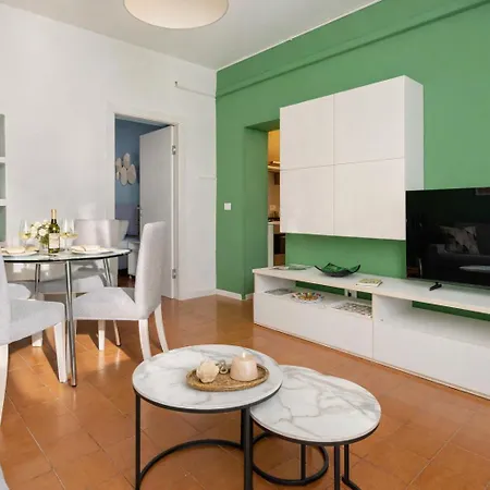 Appartement Ampio Bilo Luminoso - Stazione Loreto M1 M2 *