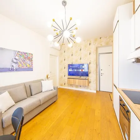 Luxurious 1bdr In Life, Sleeps 4 아파트 *