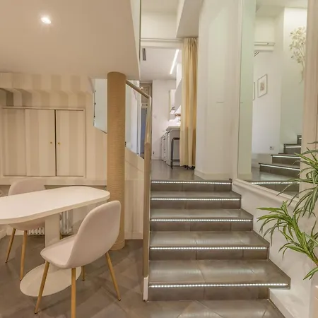 Flamingos Loft - Center Of *