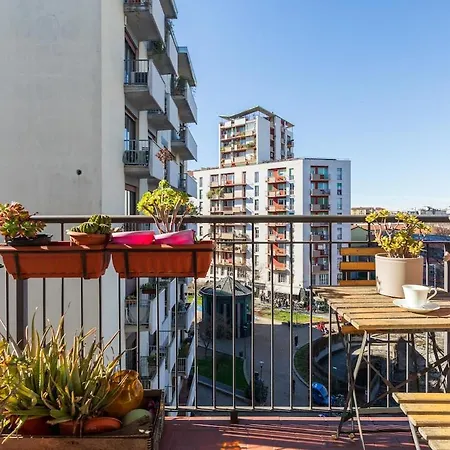 Designer Between Brera And Arco *