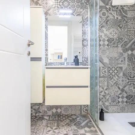 Bright And Elegant With Wifi アパート *