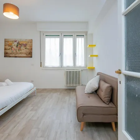 I-host - Montemartini 4 Apartment