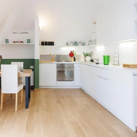 Cozy Flat In The Heart Of דירה מילאנו