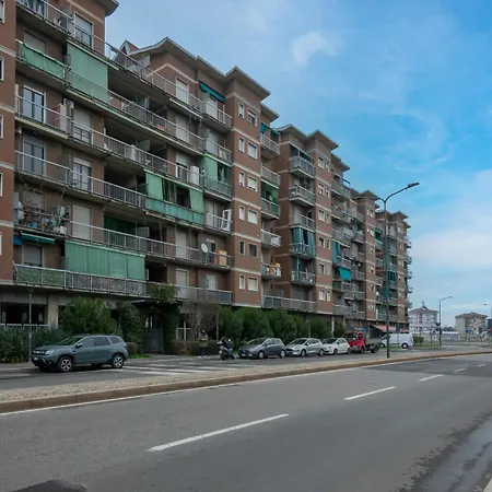 Luminoso E Moderno Vicino Metro * Milán