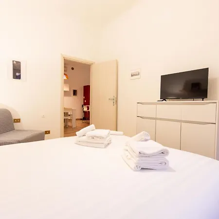 Daire I-host - Rombon 38 Milano