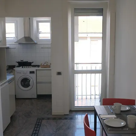 Rooftop Suello 9 - Terrazza Privata A Lägenhet *