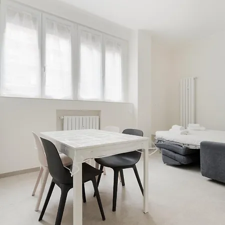 Guesthost - Comfy Near Gambara Mm1 Daire