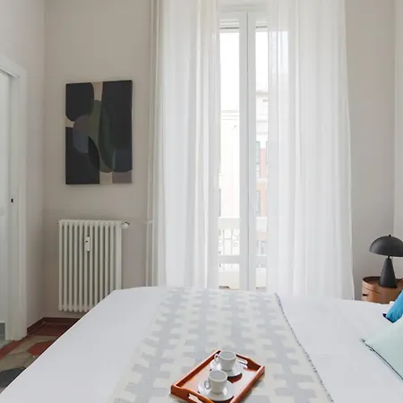 The Rent - Characteristic Three-room Near Via Washington Lejlighed *
