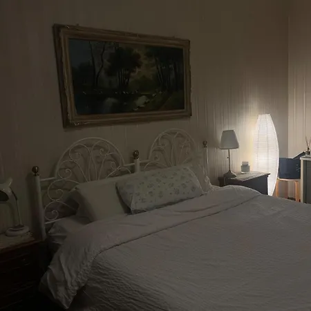 Lägenhet Two Bedroom In Isola Milano