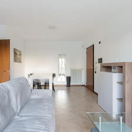 Appartamento Guesthost - Rogoredo Cozy Flat With Garden Milano