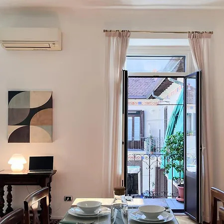 Porta Venezia - Elegante In Palazzo D'epoca Lägenhet *