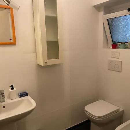 Lambrate Aparthotel1 Daire *