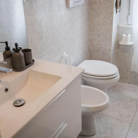 Callmehome Marlene Heart Of Navigli Nightlife Mediolan